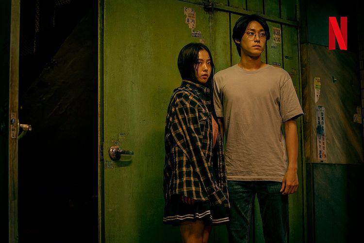 Lee Do Hyun dan Go Min Si di Sweet Home 3 (instagram.com/netflixkr)