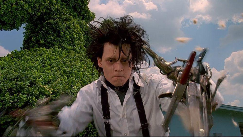 5 Fakta Film Edward Scissorhands, Kisah Pria dengan Tangan Gunting