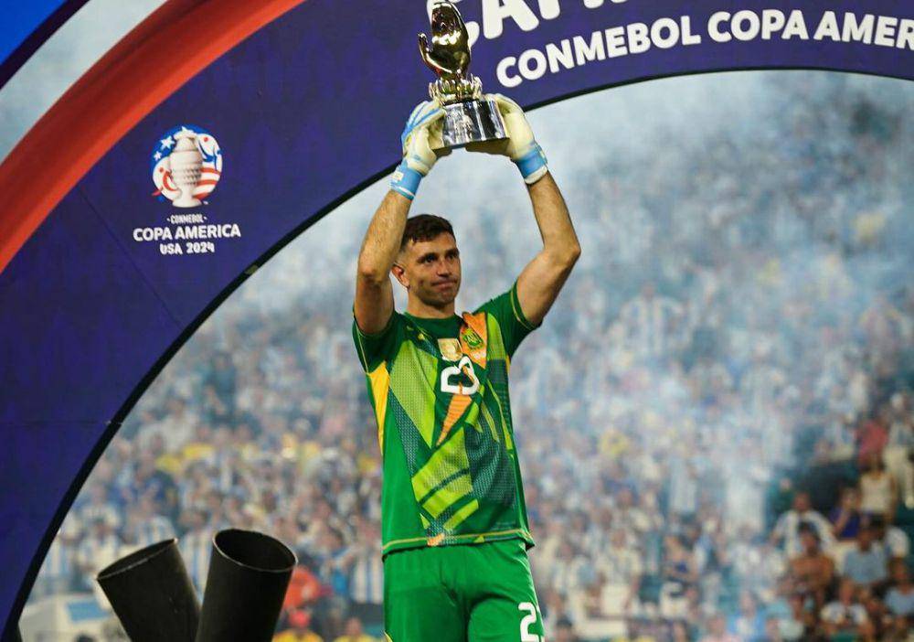 Emiliano Martinez (instagram.com/emi_martinez26)