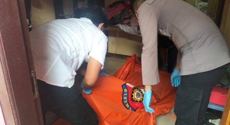 Seorang pelajar ditemukan tewas di kamar indekosnya di Bitung, Sulawesi Utara, pertengahan Agustus 2024. Dok. Polres Bitung