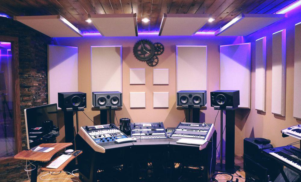 5 Ide Dekorasi Studio Musik Aesthetic, Keren Parah!