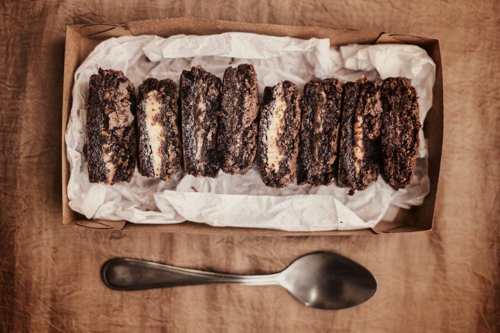 ilustrasi fudgy cheese brownies (pexels.com/Jb Jorge Barreto)