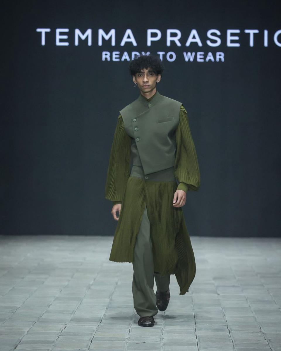 Temma Prasetio di Plaza Indonesia Men's Fashion Week (instagram.com/plazaindonesia)