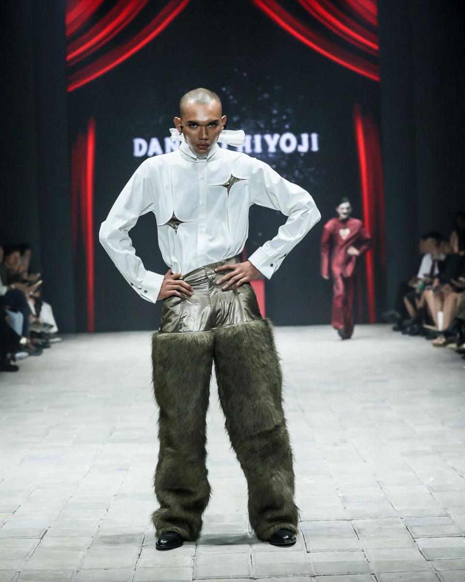 Danjyo Hiyoji di Plaza Indonesia Men's Fashion Week (instagram.com/plazaindonesia)