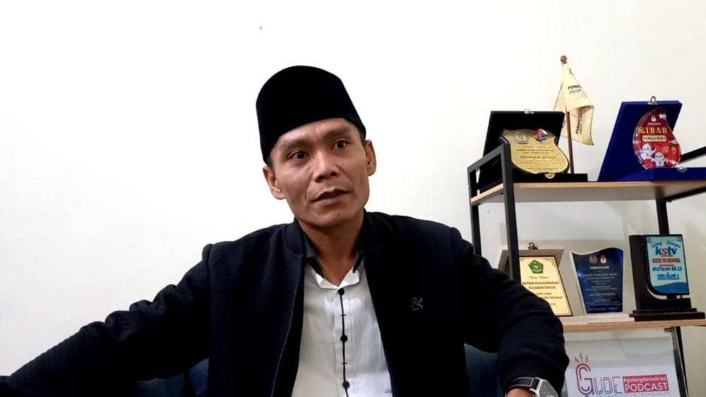 Komisioner KPU Trenggalek, Ali Sadad. IDN Times/ Bramanta Pamungkas