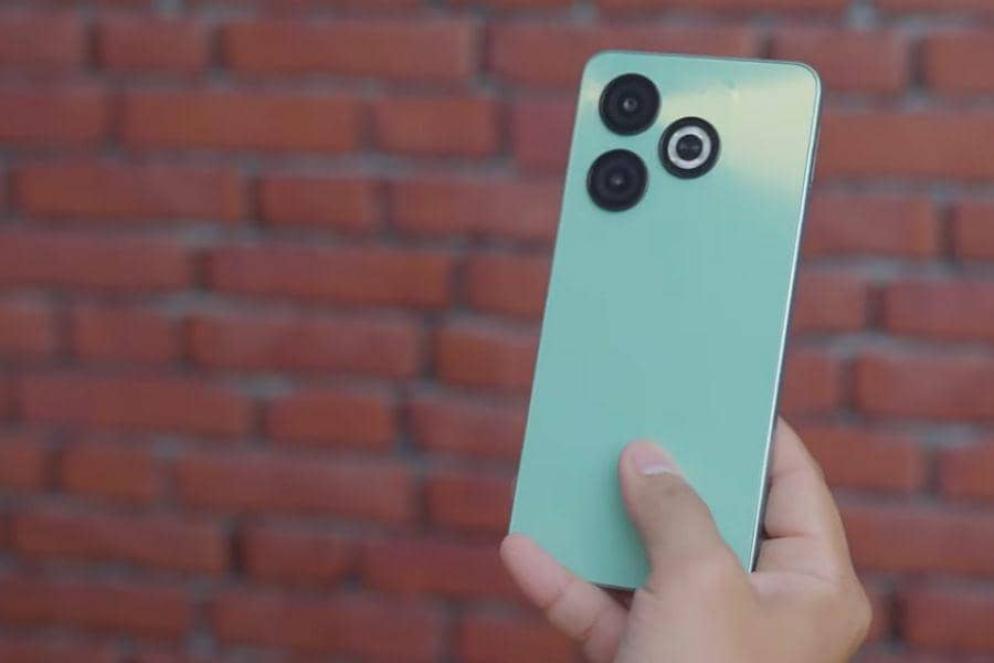 potret Infinix Smart 8 (dok. youtube.com/Droidlime)