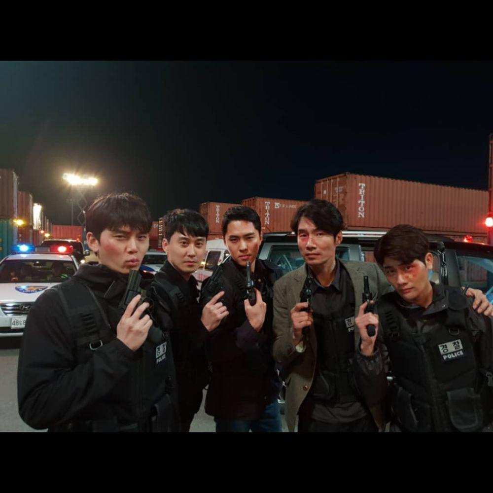 di balik layar film Extreme Job (instagram.com/_junwoo_han)