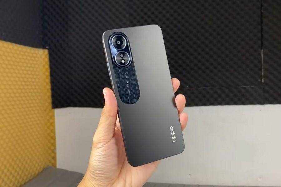 potret OPPO A18 (dok. youtube.com/Hp Bae)