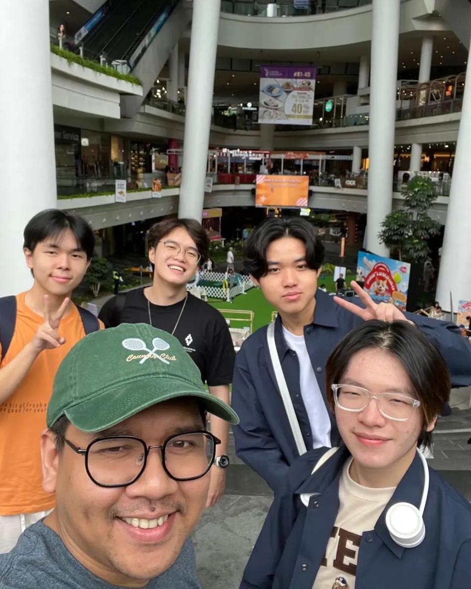 potret peserta Clash of Champions yang kuliah di Singapura kumpul (instagram.com/imanusman)