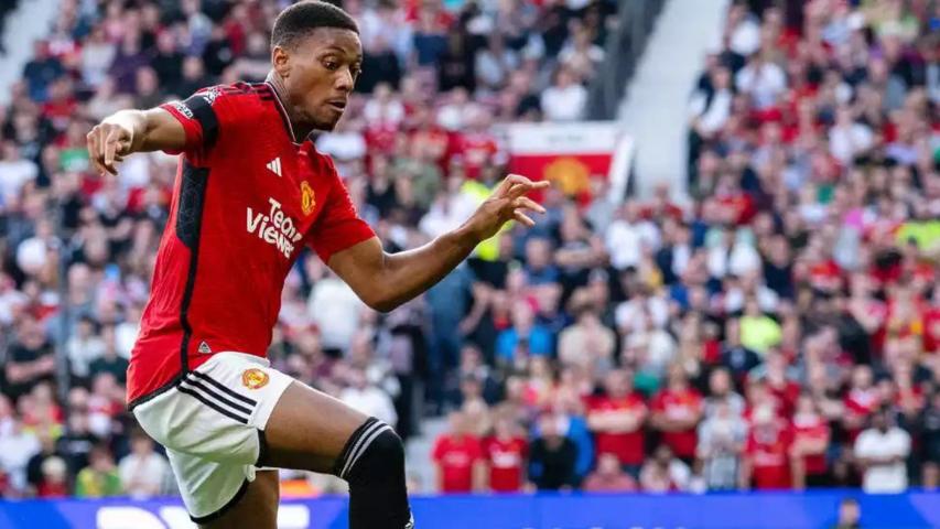 Anthony Martial (manutd.com)