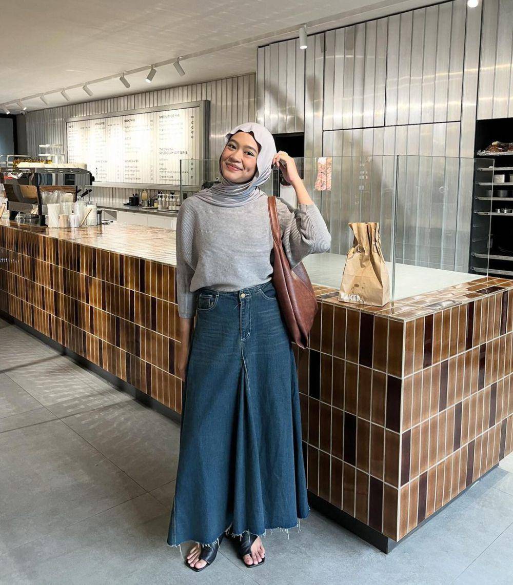 Shella Mutaharoh (instagram.com/shella.mh)
