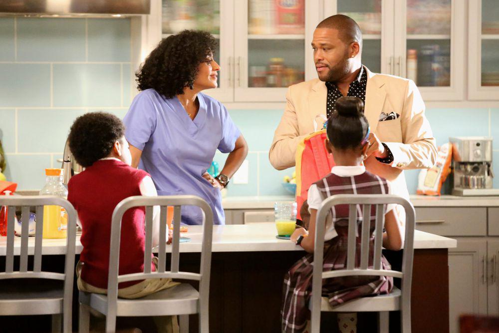 adegan dalam serial Black-ish. (dok. ABC/Black-ish)