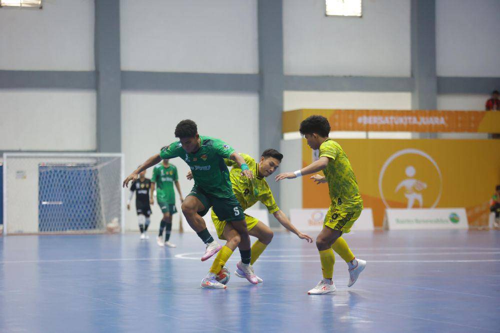 Duel NTT kontra Kaltim pada semi final cabor futsal PON 2024 di Gor Futsal Dispora Sumut, Minggu (8/9/2024) (dok.media futsal PON)