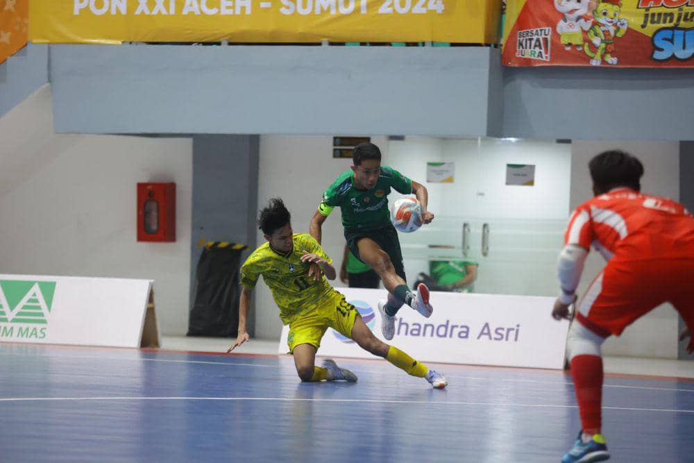 Duel NTT kontra Kaltim pada semi final cabor futsal PON 2024 di Gor Futsal Dispora Sumut, Minggu (8/9/2024) (dok.media futsal PON)