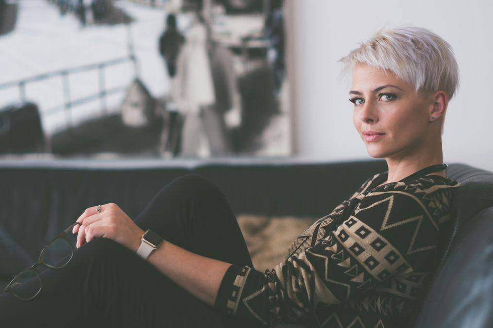 ilustrasi model rambut shaggy pixie (unsplash.com/Jens Lindner)