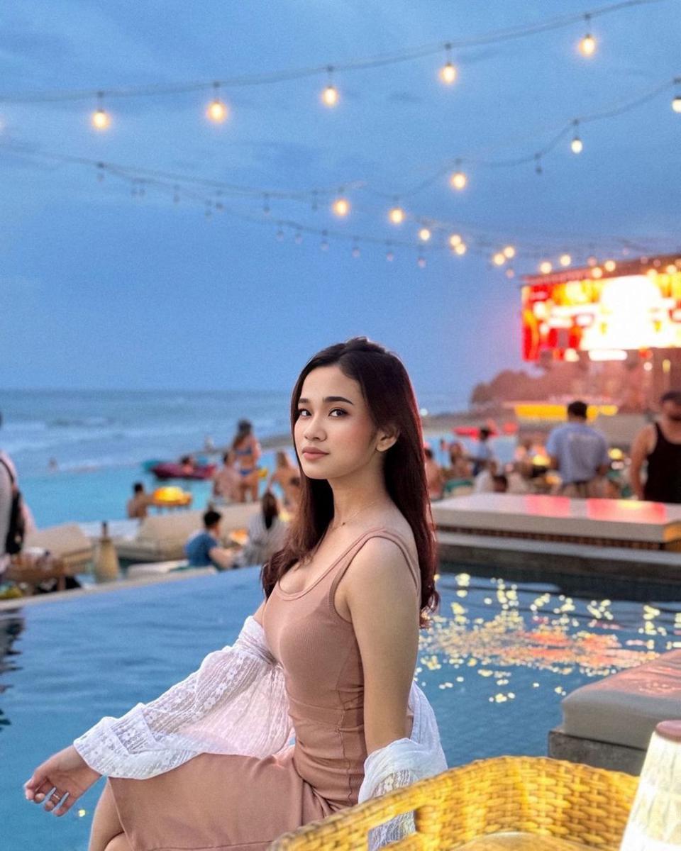 Potret Putri Pariwisata Jawa Timur 2 2024, Assyifa Adn (instagram.com/assyifaadn)
