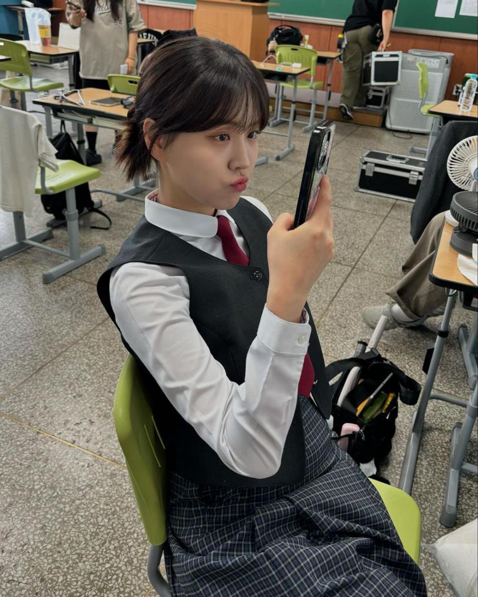 potret Kim Ji Eun di balik layar drama Love Next Door (instagram.com/kj_ieun)