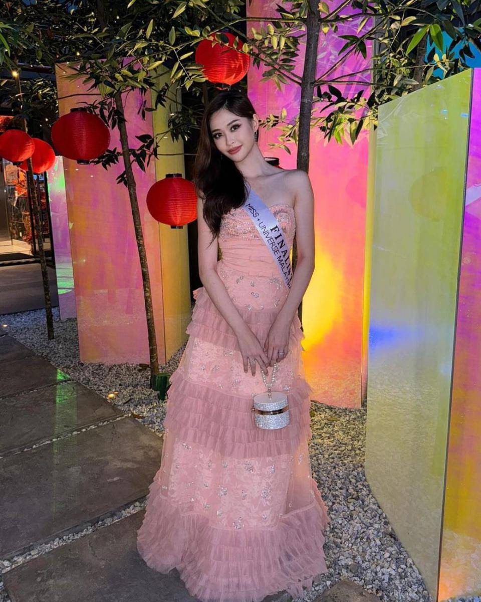 Potret Miss Universe Malaysia 2024 Sandra Lim (Instagram.com/sandralimofficial)
