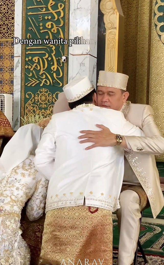 potret pernikahan Cak Lontong (instagram.com/caklontong)