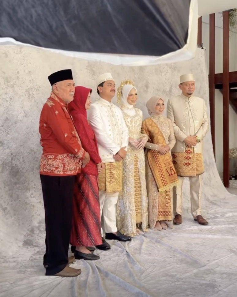potret pernikahan Cak Lontong (instagram.com/visesa.organizer)