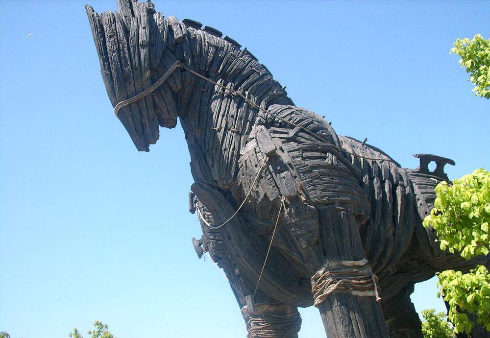 Patung kuda Perang Troya (commons.wikimedia.org/Tevfik Teker)