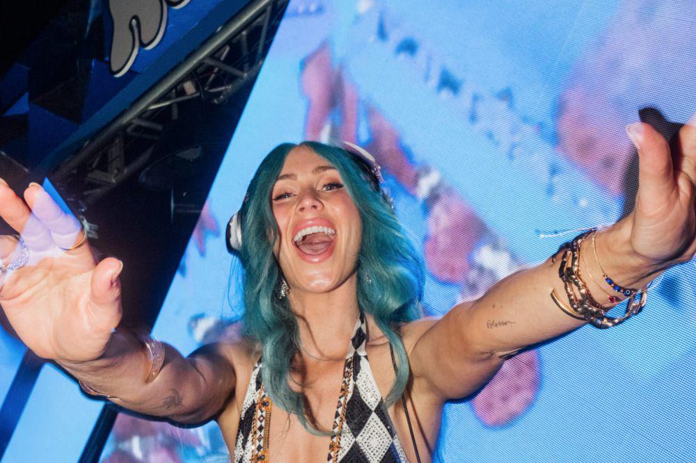Momen Spektakuler DJ Tigerlily di Rooftop Rapture Vol. 2