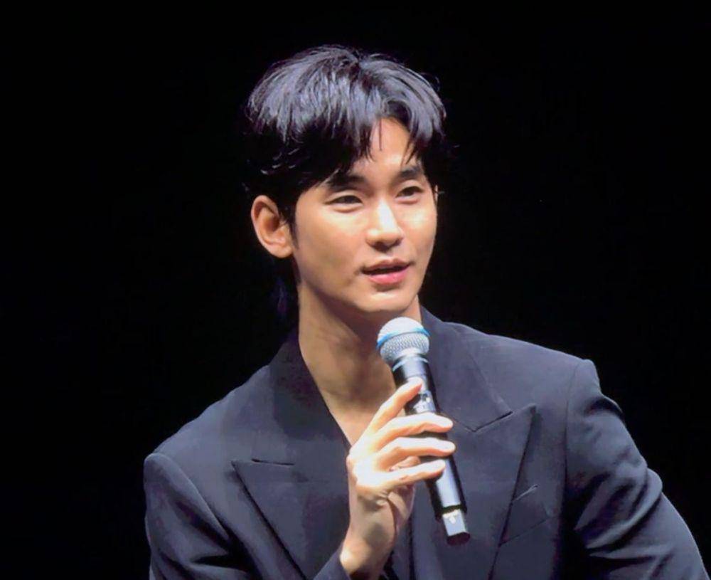 Kim Soo Hyun di fan meeting pada Sabtu (7/9/2024) (IDN Times/Elizabeth Chiquita)