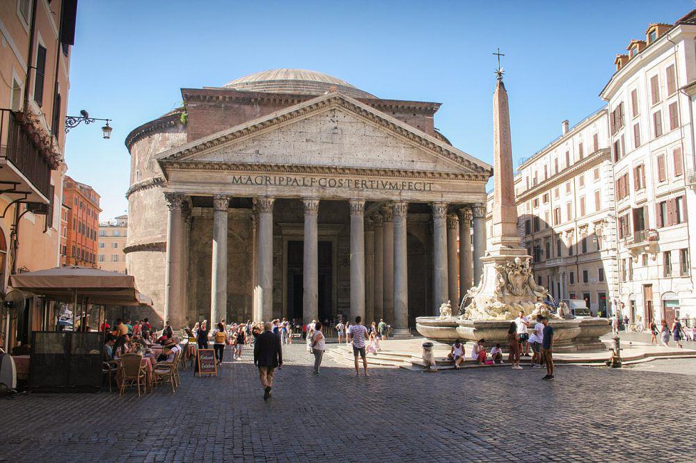 foto Pantheon di Kota Roma (commons.m.wikimedia.org/Nono vlf)