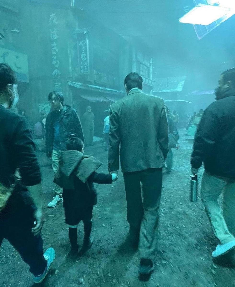 potret Lee Min Ho di balik layar Pachinko Season 2 (instagram.com/actorleeminho)