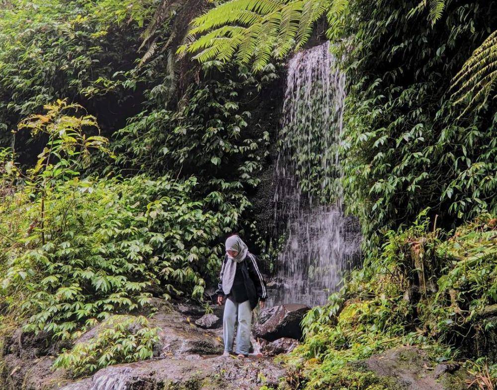 potret wisatawan di kawasan Air Terjun 7 Bidadari (instagram.com/_ulfanf)