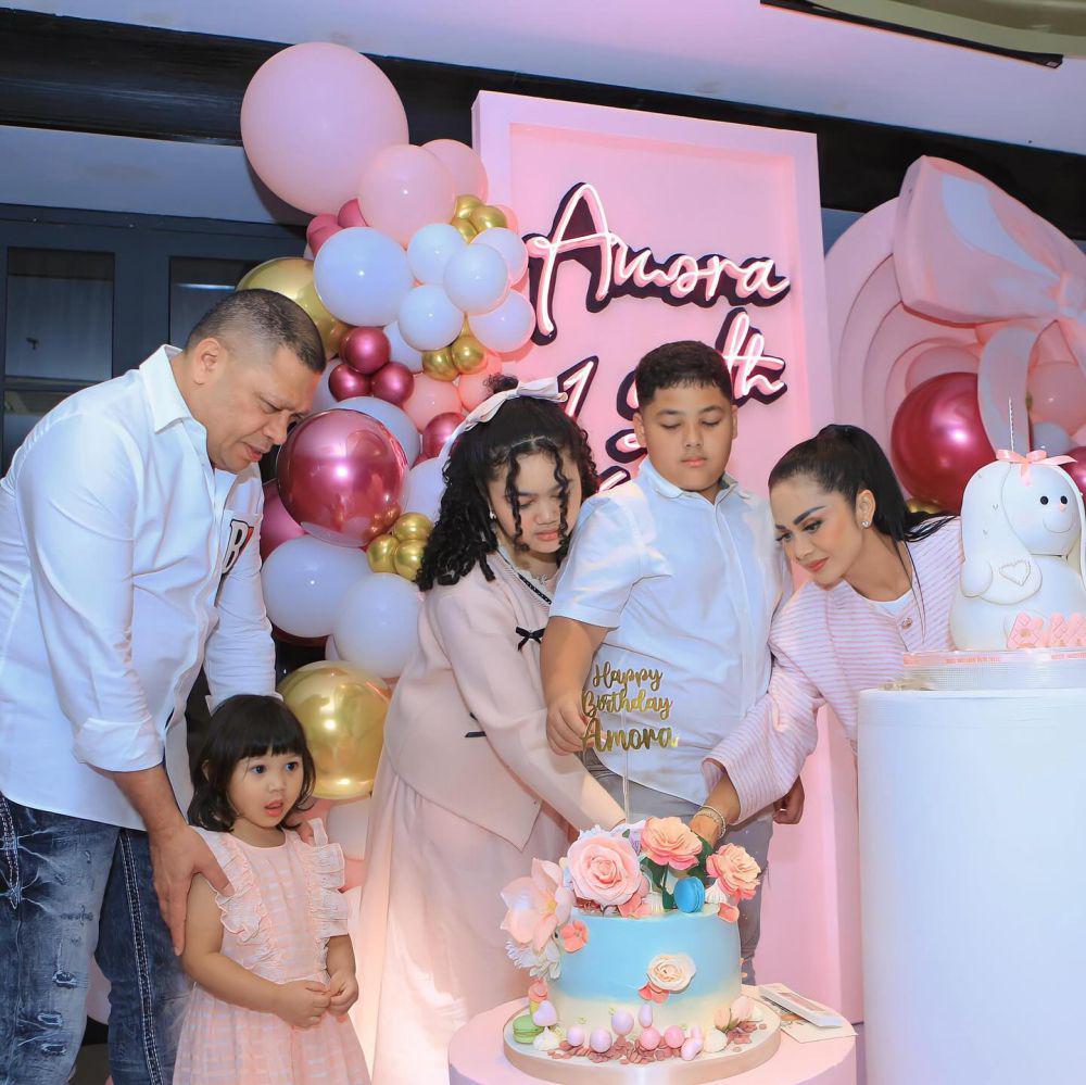 ulang tahun Amora (Instagram.com/krisdayantilemos)