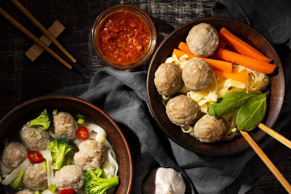 ilustrasi bahan membuat kuah bakso (freepik.com/freepik)