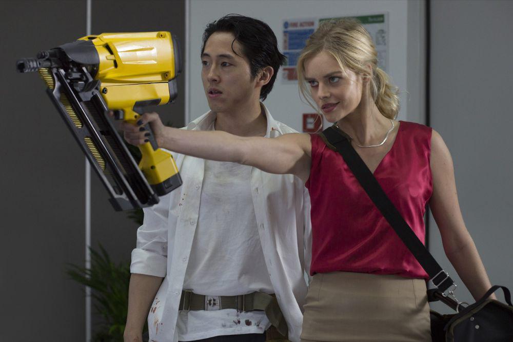 Samara Weaving dalam film Mayhem (dok. RLJE Films/Mayhem)