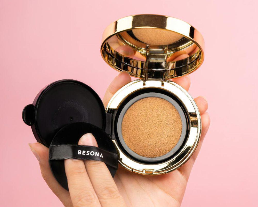 6 Produk Cushion Lokal Non Comedogenic, Gak Bikin Pori-pori Tersumbat!