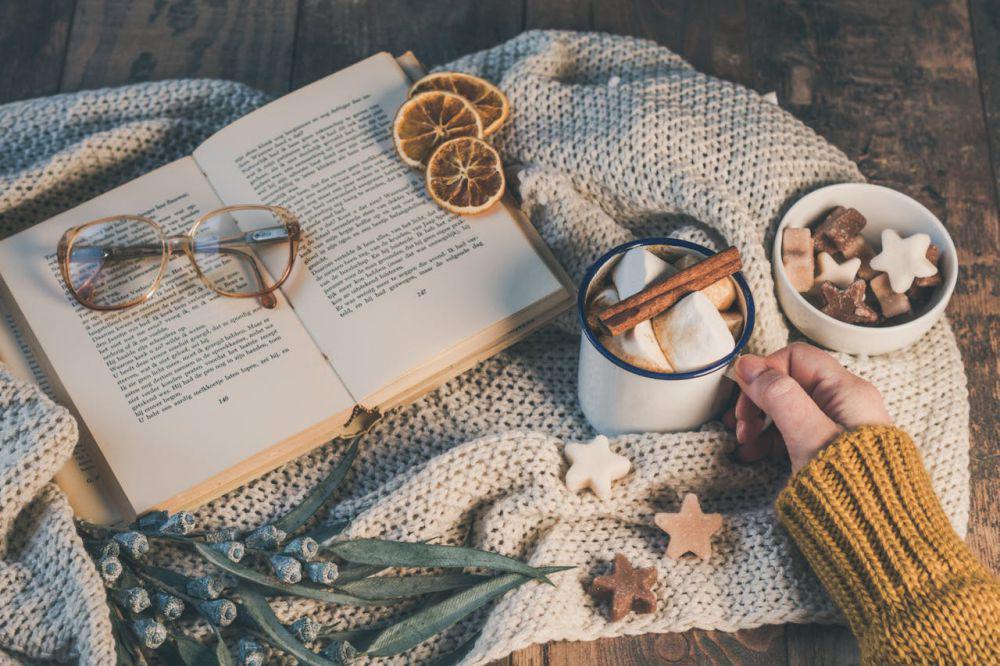 Ilustrasi flatlay (pexels.com/Ylanite Koppens)