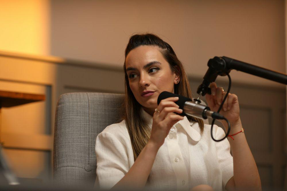 10 Tips Jadi Narasumber Talkshow yang Oke di Radio