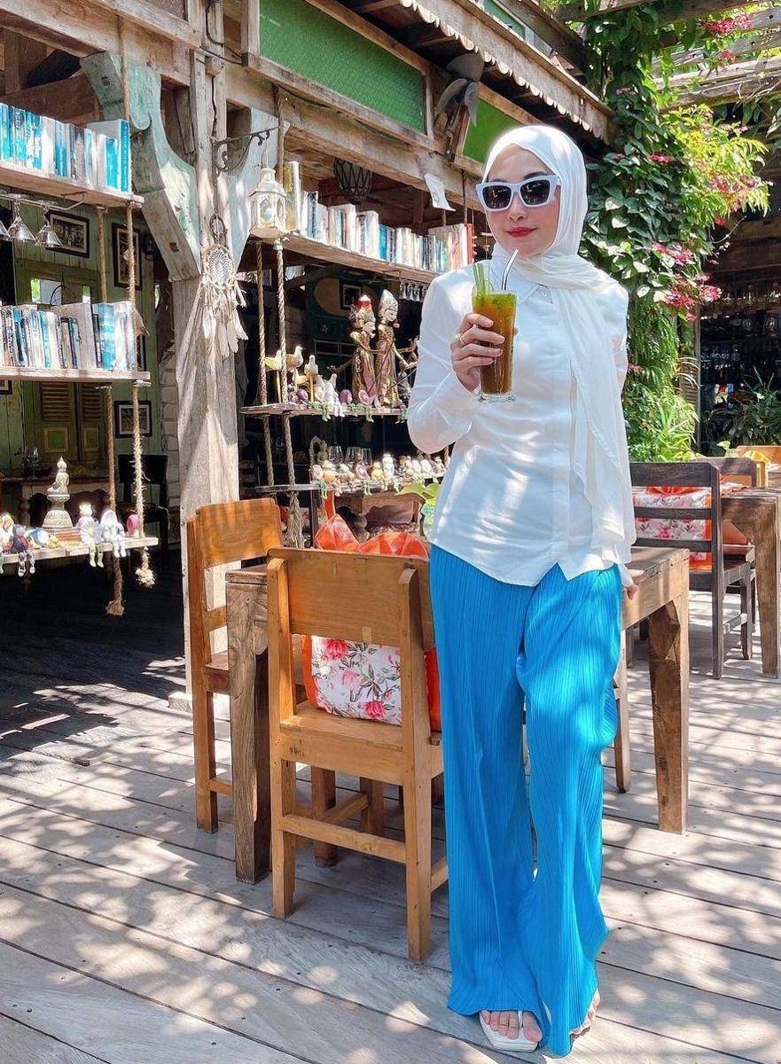 OOTD Chisa Anne (instagram.com/chisa_anne)