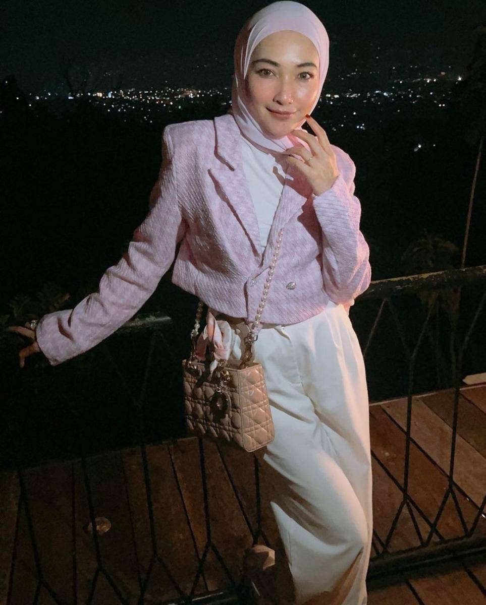OOTD Chisa Anne (instagram.com/chisa_anne)