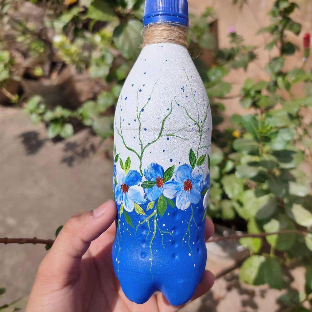 ilustrasi kerajinan dari botol bekas (instagram.com/mystiqueart_yt)