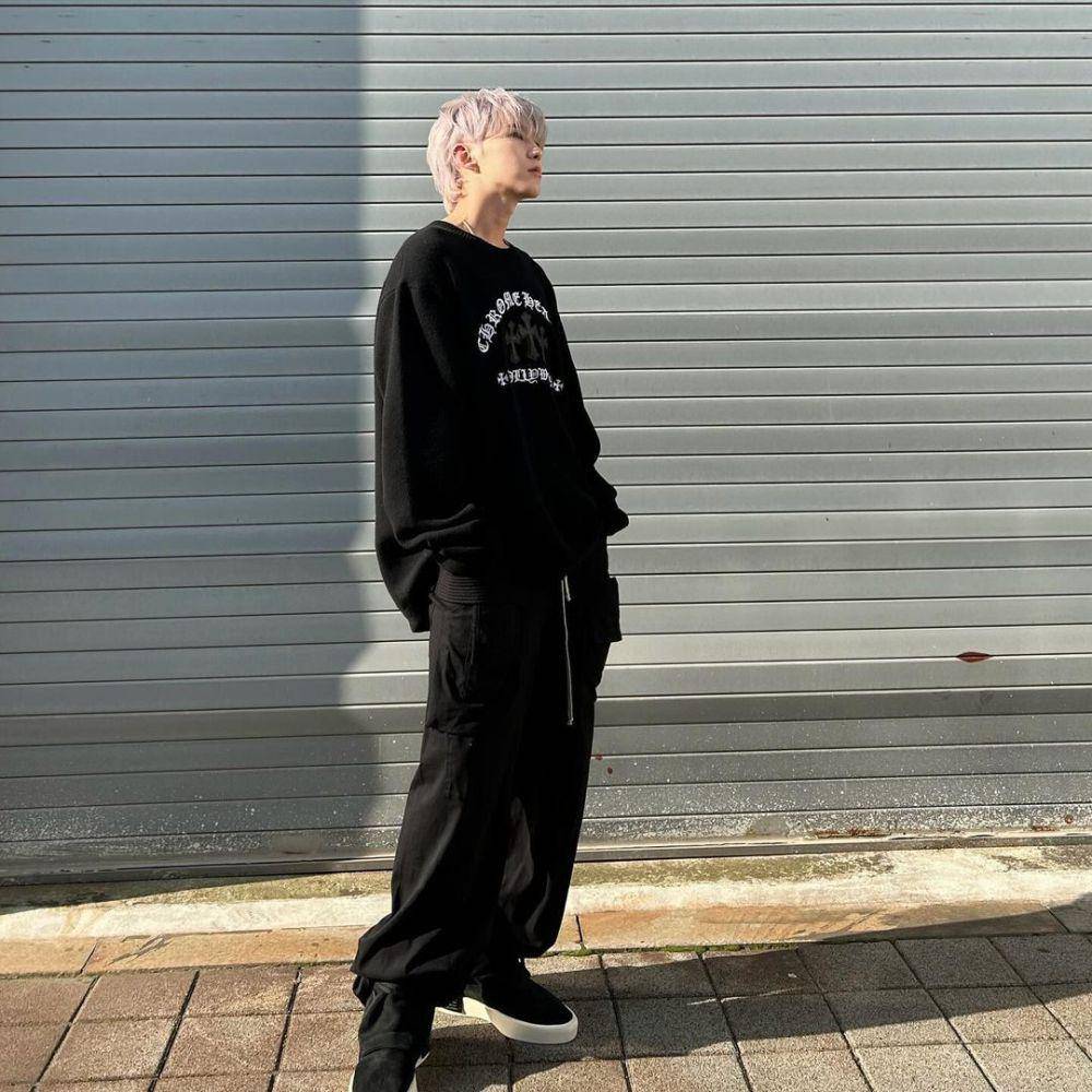 outfit street style kekinian ala Hoshi SEVENTEEN (instagram.com/ho5hi_kwon)