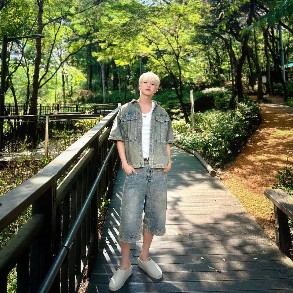 outfit street style kekinian ala Hoshi SEVENTEEN (instagram.com/ho5hi_kwon)