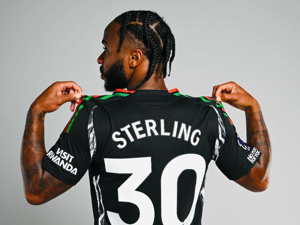 4 Pemain Arsenal dengan Nomor Punggung 30 sebelum Raheem Sterling