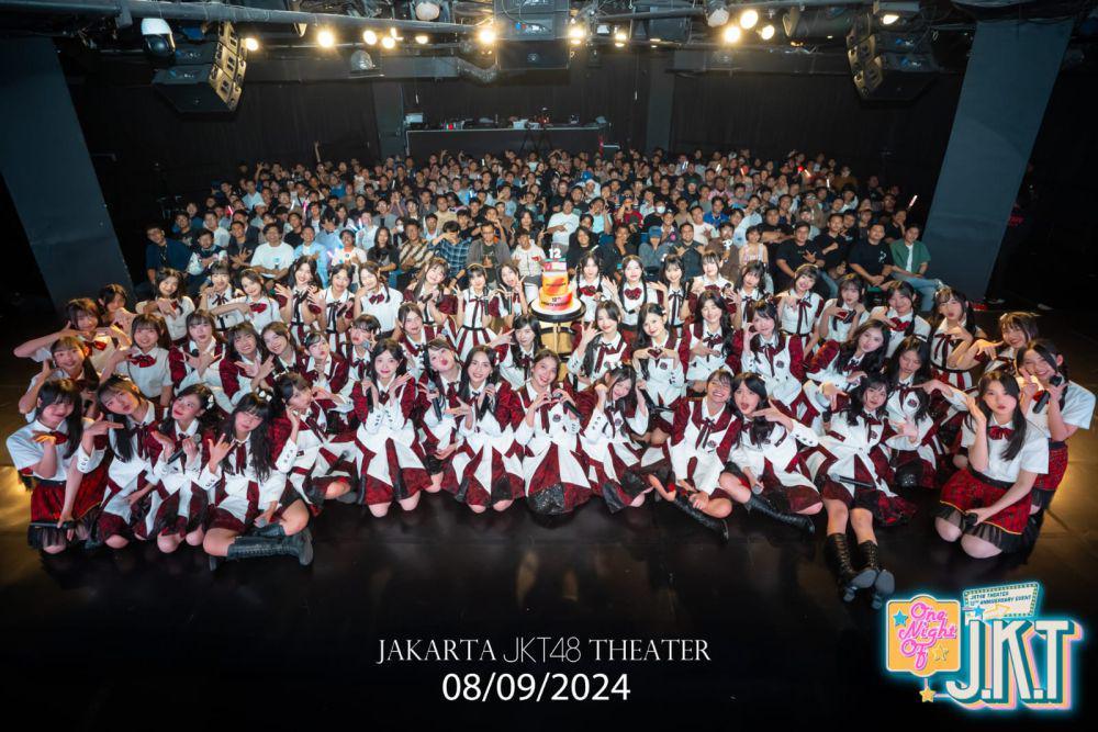 Member JKT48 (x.com/officialJKT48)