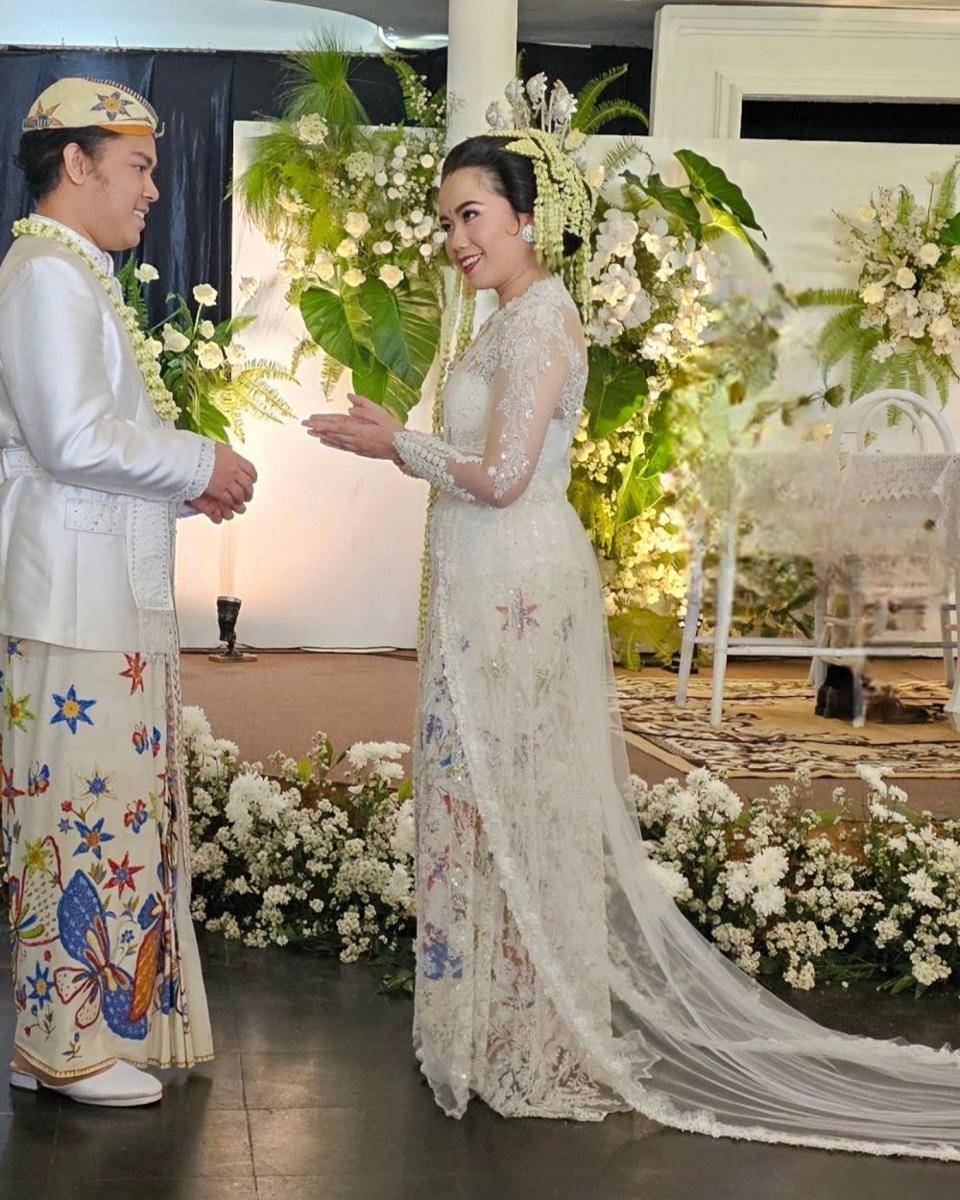 potret pernikahan anak Nicky Astria (instagram.com/nicky_astria_real)