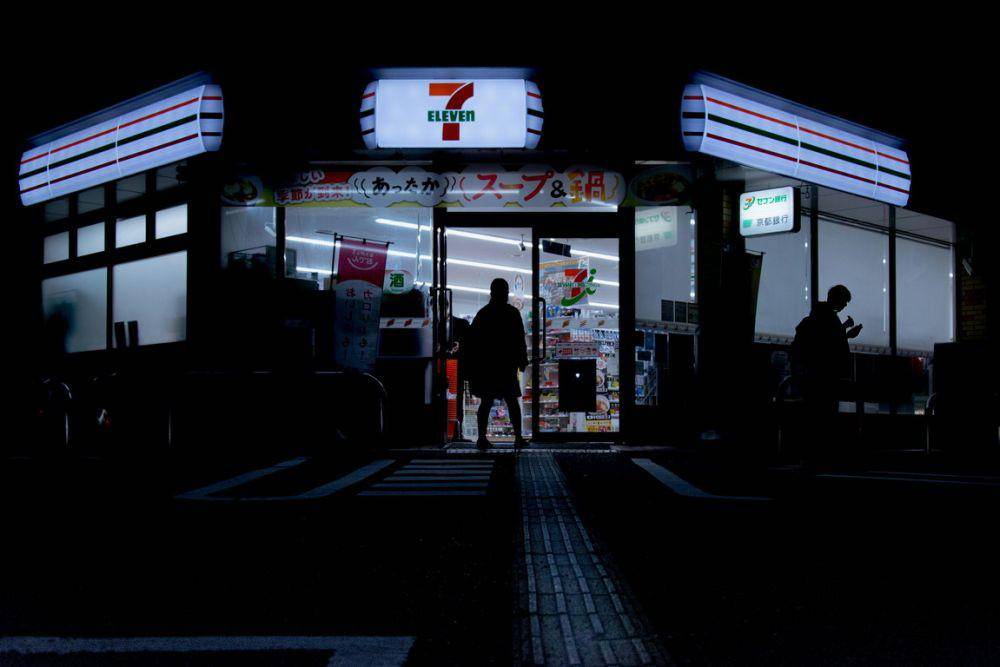 Ilustrasi 7-Eleven (pexels.com/Steve McCaul)