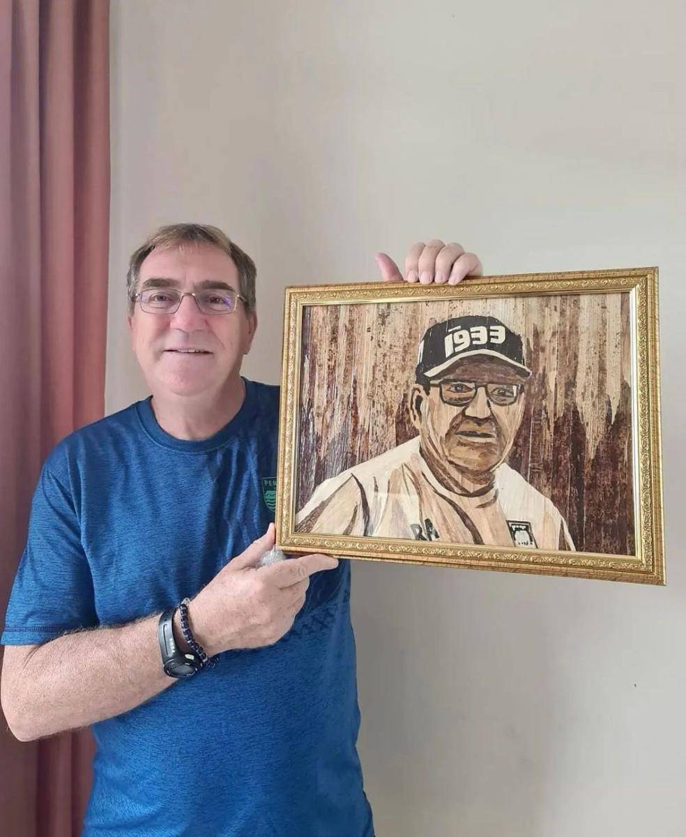 Dokumen Instagram Robert Rene Albert