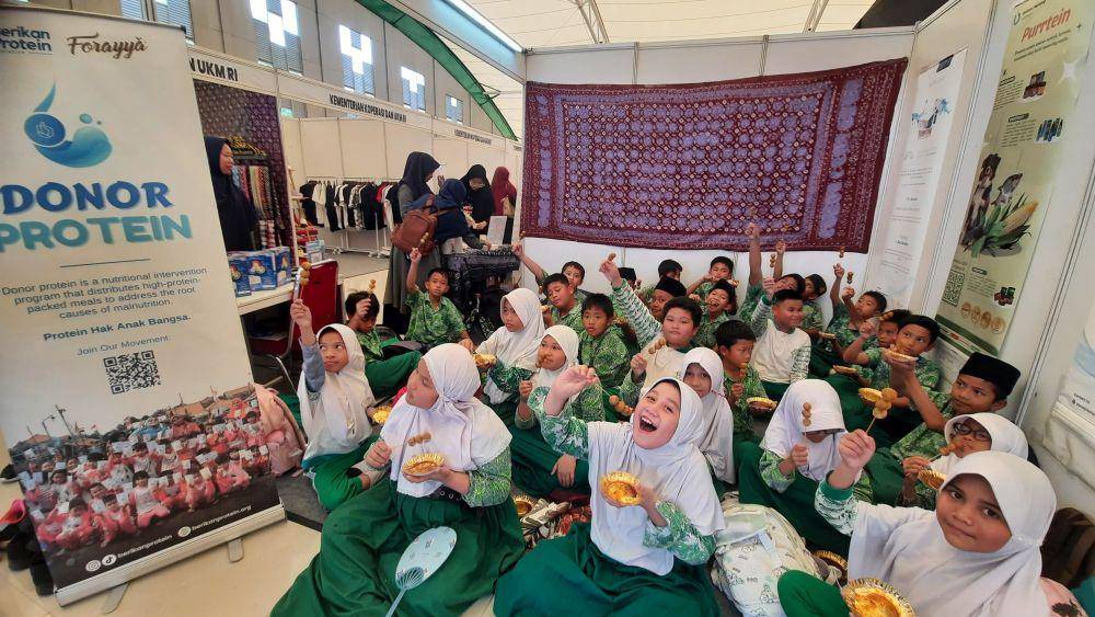 Gerakan protein merdeka di Palembang bersama Menteri Koperasi dan Usaha Kecil dan Menengah Republik Indonesia, Teten Masduki (Dok. Istimewa)