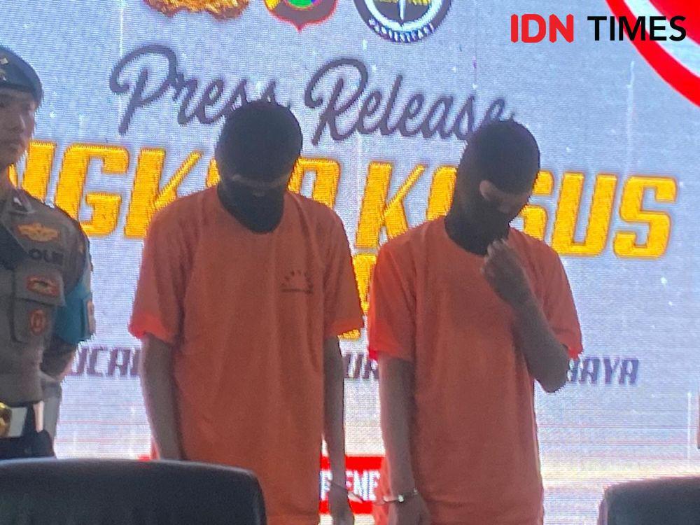 Dua pelaku begal di Jalan Ngagel Surabaya. (IDN Times/Khusnul Hasana)