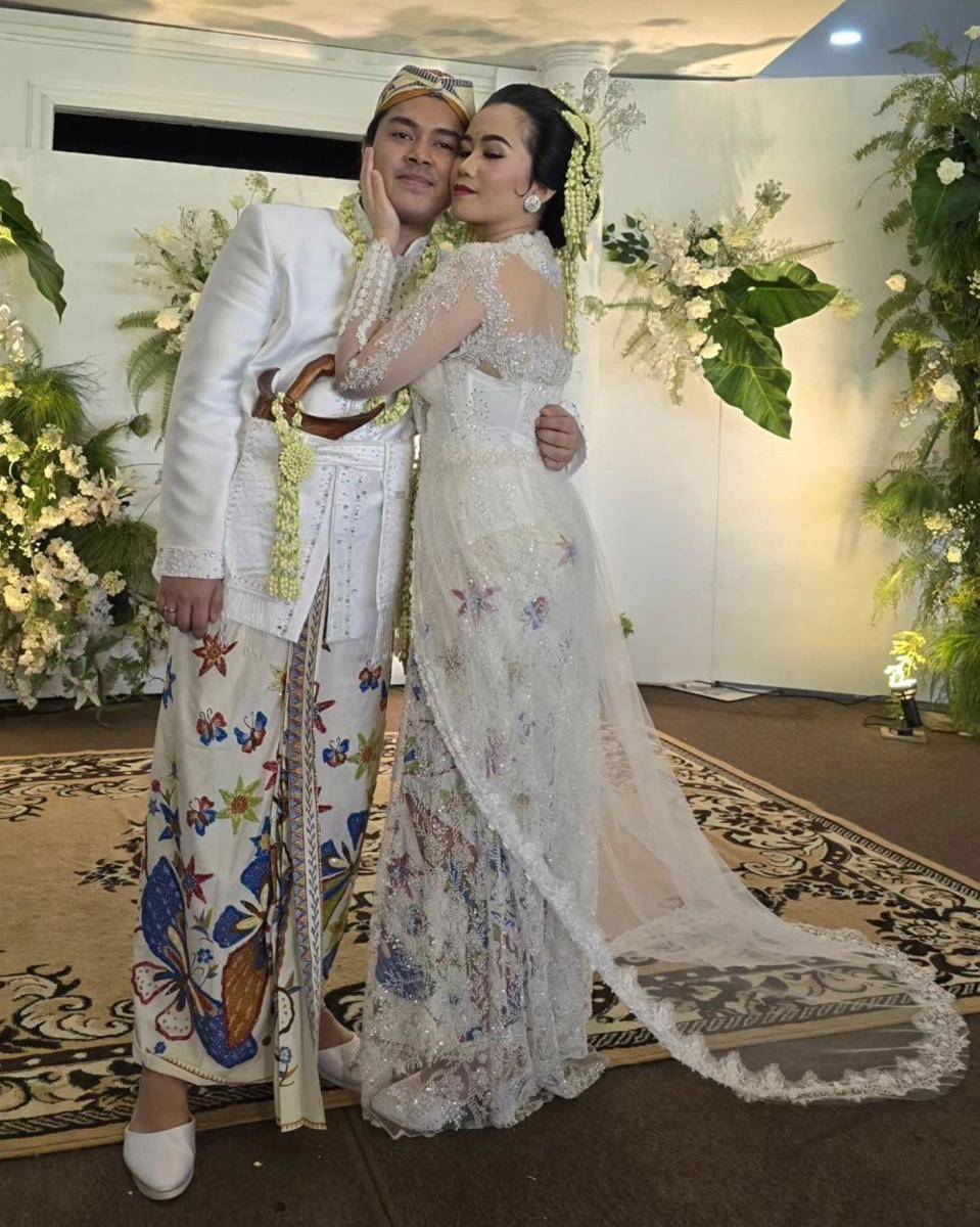 potret pernikahan anak Nicky Astria (instagram.com/nicky_astria_real)