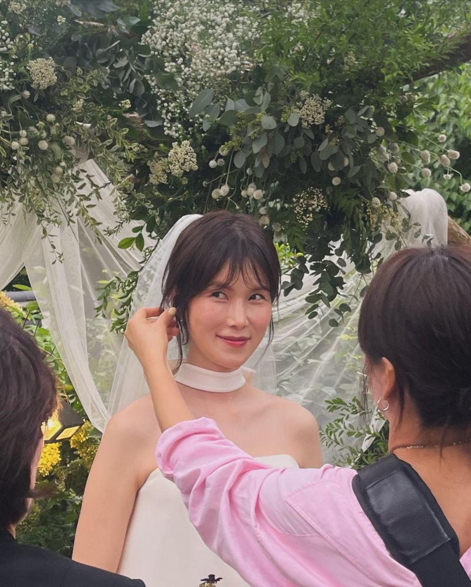 momen pernikahan Gong Min Jung (instagram.com/greengreen_j)